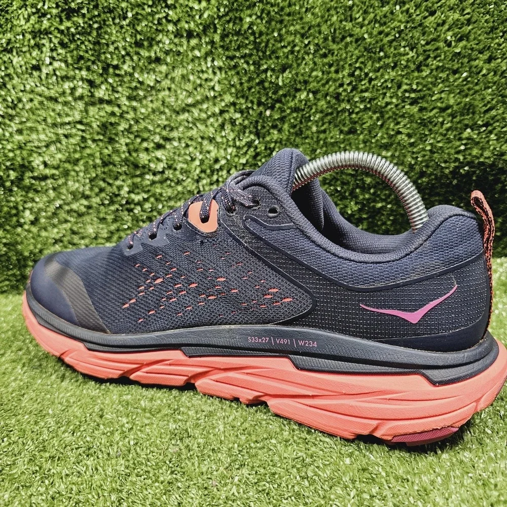 Hoka One One Challenger ATR 6 Black Iris Athletic Running Sneakers Womens 9.5
